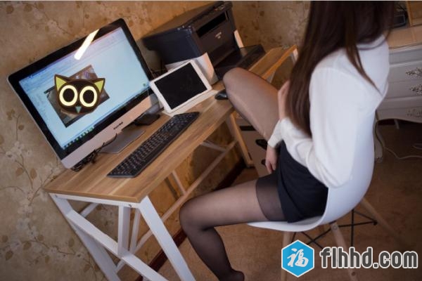 杏仁-寂寞秘书办公室被老板发现47P/1V-福利好好看