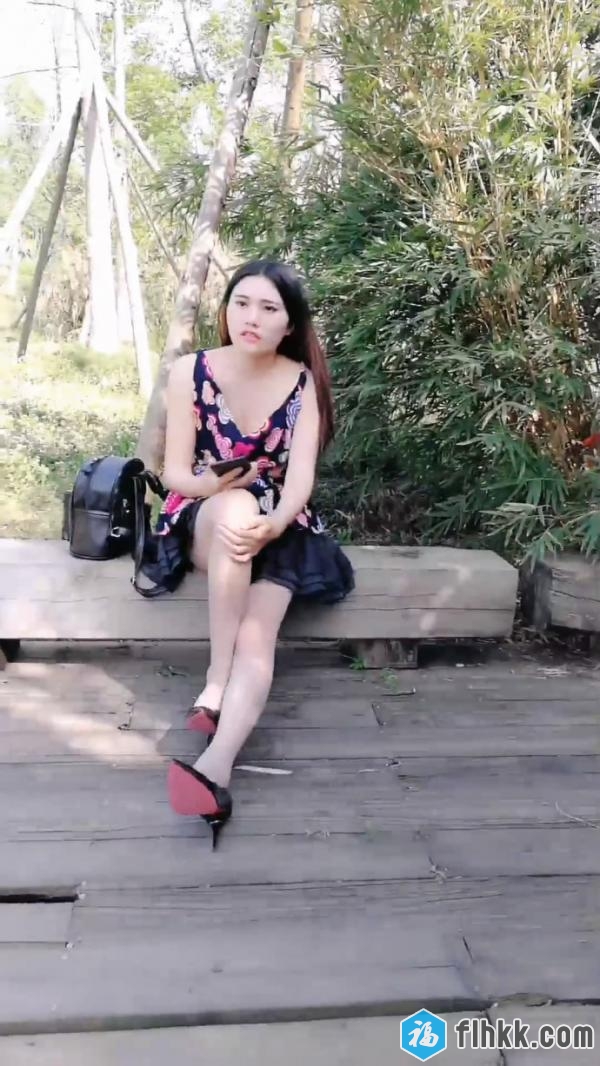 网红刘婷精彩演绎搭讪公园晨的妹子-福利好好看