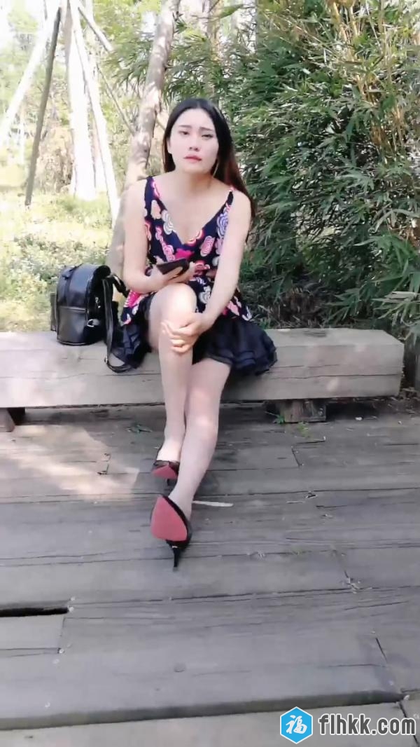 网红刘婷精彩演绎搭讪公园晨的妹子-福利好好看