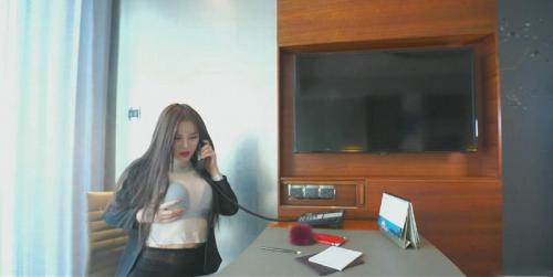 果哥出品极品豪乳女神颜瑜Yuki撅黑丝美臀遭咸猪手1080P高清[1V]-福利好好看