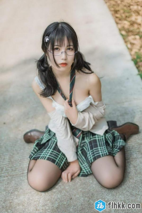 逐月SU小路-野露摄影写真[44P1V]-福利好好看