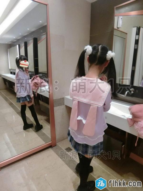 微博萝莉@萌犬一只无内黑白过膝袜[26P1V]-福利好好看