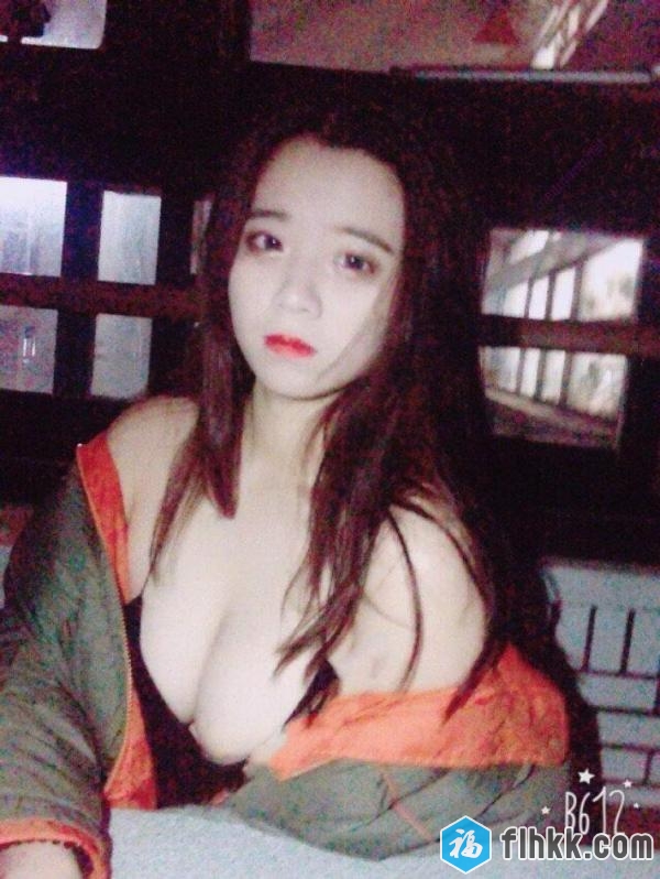 台湾豪乳美眉和男友分手后被骗到酒店灌倒后开房啪[1V]-福利好好看