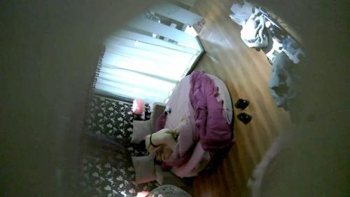 长发美女饥不可耐猛操刚干完美女换上性感情趣服还要把男的累倒了-福利好好看