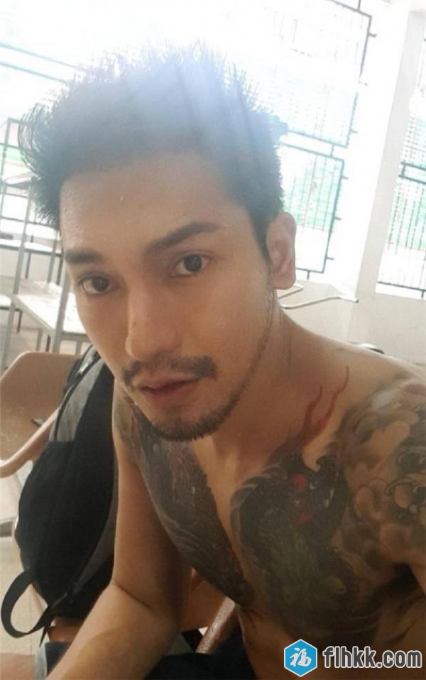 网曝门事件阿三猛男与哥们疯狂3P美乳夜店DJ女不雅视频上下双插-福利好好看