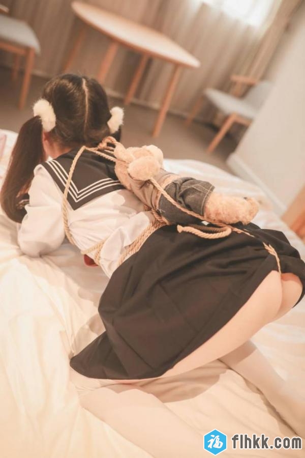 [网红美少女]工口小妖精—制服私房 (132P)-福利好好看