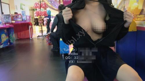 悠宝三岁-游乐场露出 无修正原版[12P+1V/22M]-福利好好看