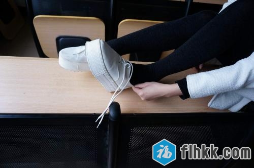 大西瓜爱牙膏黑丝白鞋少女[116P]-福利好好看