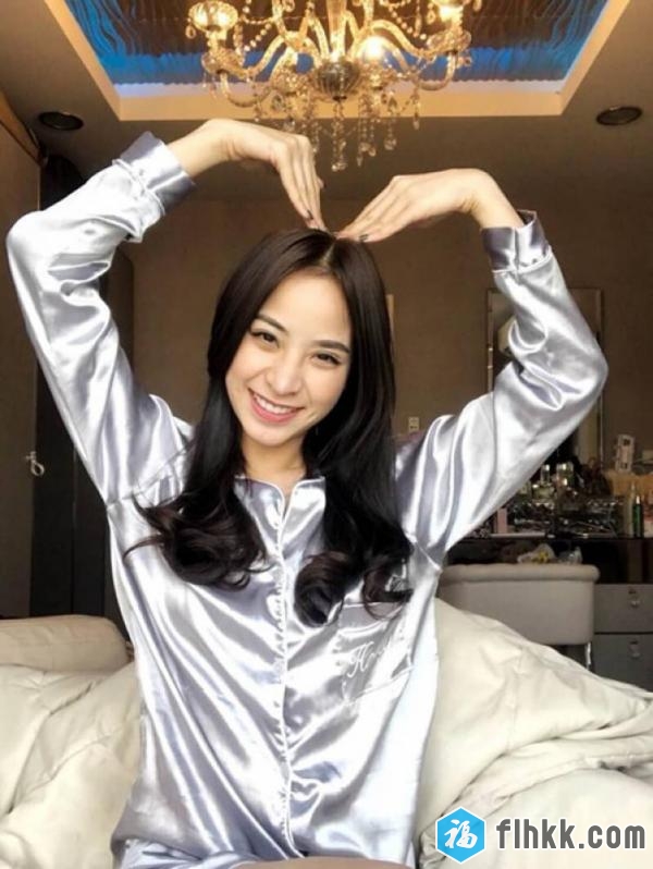 【网曝门事件】公主杯国际选美比赛亚洲区亚军菲尼卡与男友激情啪啪完整版视频流出极品女神完美露脸-福利好好看