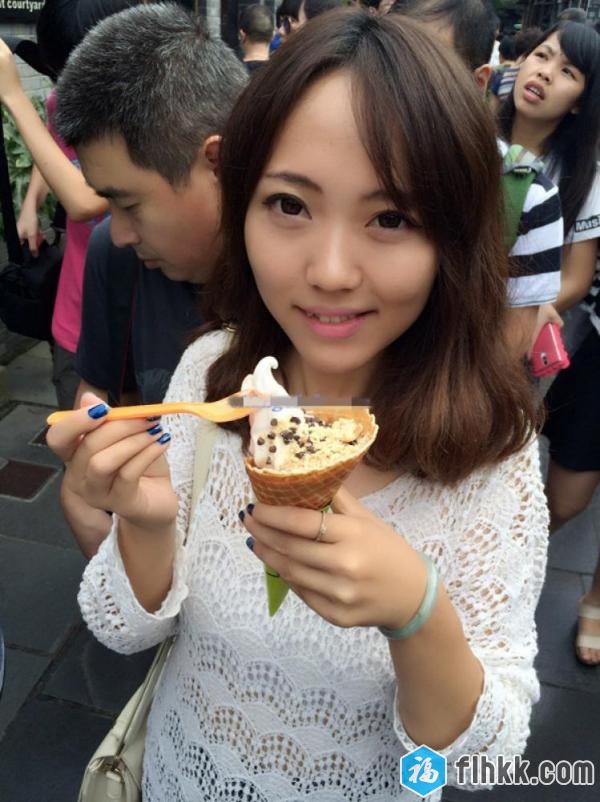 百度云泄密流出视图颜值白领美女露露睡前给同居帅哥男友口爆，被颜射一脸[336MB]-福利好好看