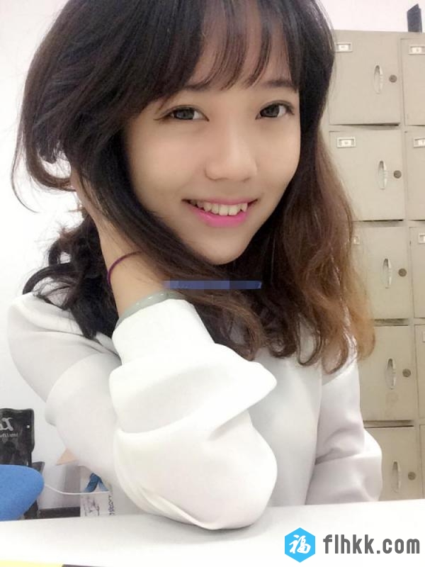 百度云泄密流出视图颜值白领美女露露睡前给同居帅哥男友口爆，被颜射一脸[336MB]-福利好好看