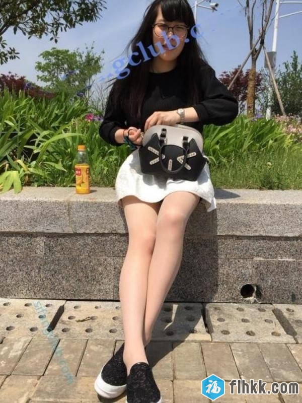稀有资源高质量精品-丝袜美女大学生性感自拍[4.5G]-福利好好看