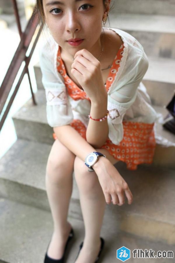 大西瓜爱牙膏碎花裙少女[152P]-福利好好看