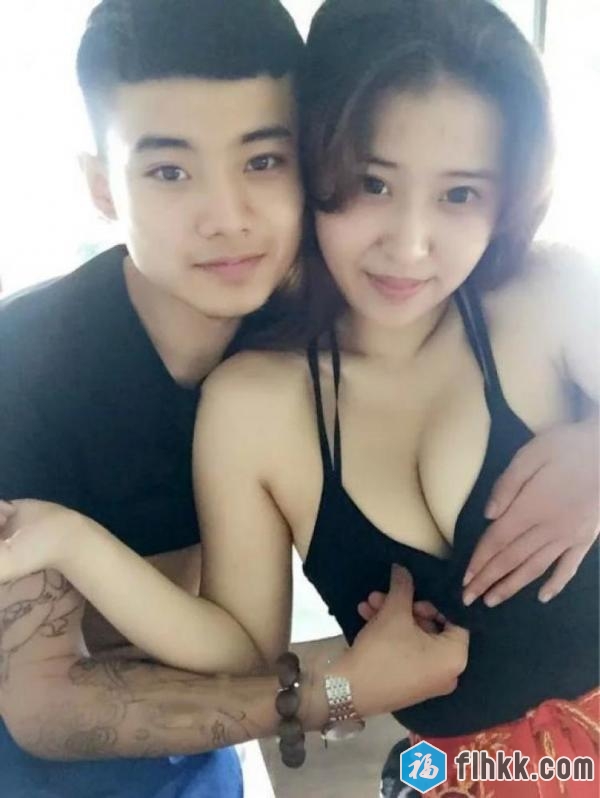 珍藏版合集-高颜值美女王东瑶啪啪视频高清8V+大尺度套图332p合集！2.2G-福利好好看