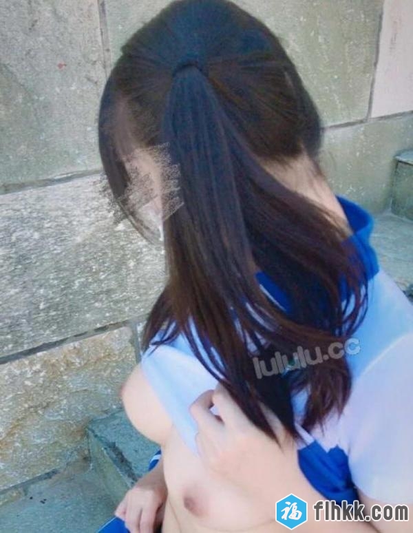 软软酱M&悠宝海边[31P5V]-福利好好看