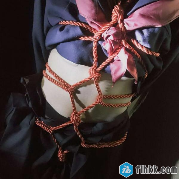 日奈森果无内黑丝[38P]-福利好好看