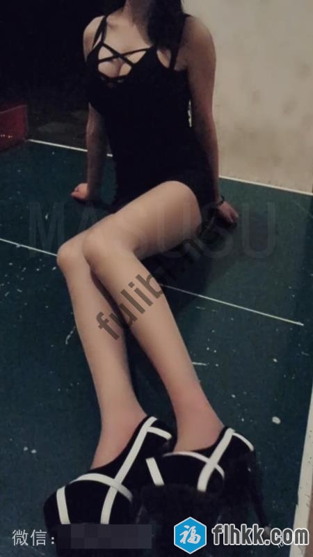 极品福利姬@麻酥酥哟 – 被跟踪的OL[32P+1V/559M]-福利好好看