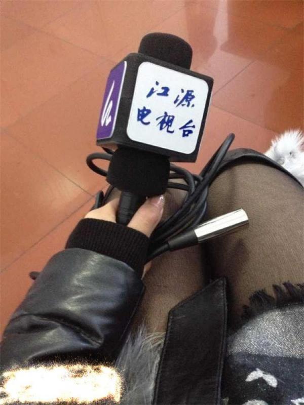 重金自购某地卫视广播主持二等奖获得者小霍霍私播福利 清晰国语 另附生活照[318MB]-福利好好看