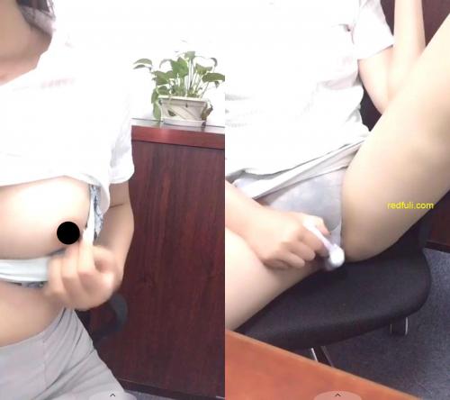 美女主播瑶瑶边上班边直播办公室露出-福利好好看