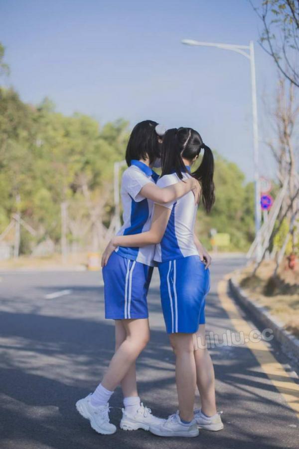 软软酱M–马路大学楼道[52P1V]-福利好好看