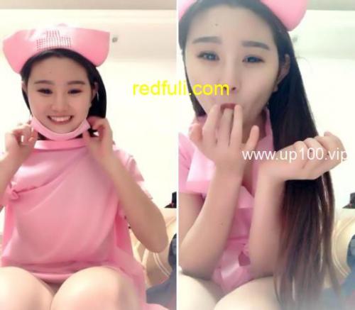 手机直播-长相甜美漂亮女主播露脸粉色情趣护士装漏奶漏B小秀-福利岛