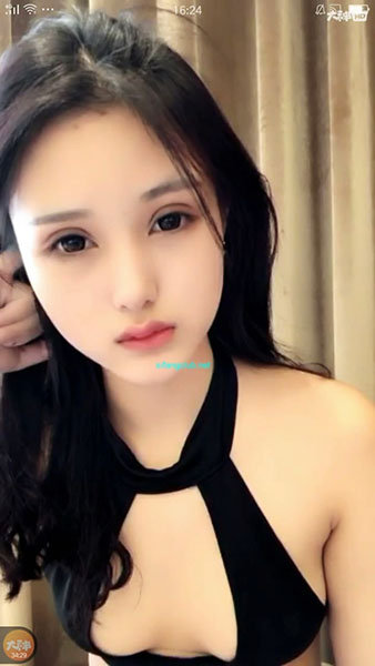 可爱甜美主播Butterfiy现场直播露奶露逼互动大秀 国语对白-福利好好看