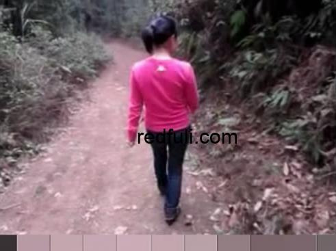 周末休息约医院上班的实习小护士女友到深山里游玩顺便找个隐蔽的地方野战还换姿势干妹子还是一线天国语对白-福利好好看