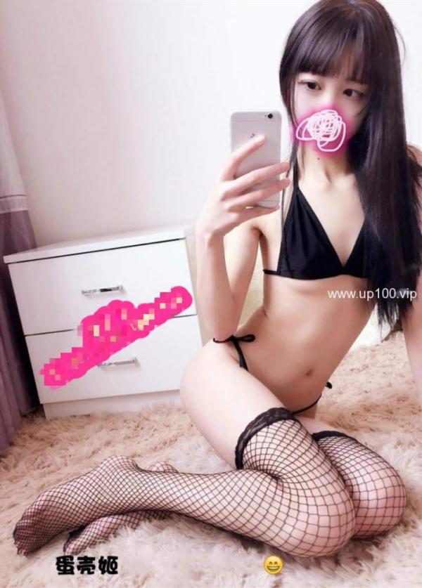 微拍福利-价值1280元的学生妹子@蛋壳姬串天猴会员紫薇流白浆喷水视频[50MB/MP4/4P]-福利好好看