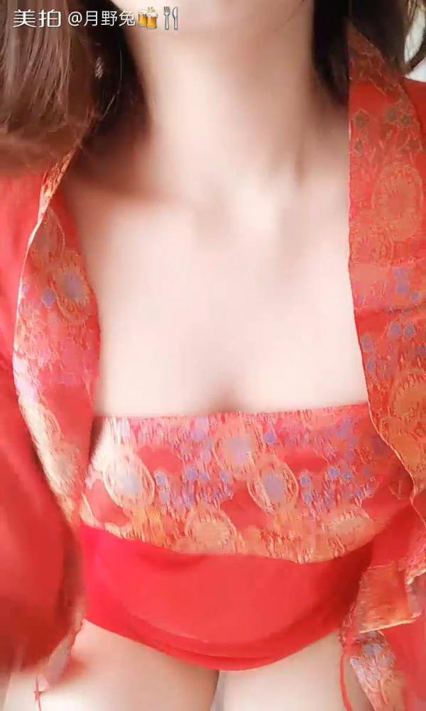 苏苏小公主酱 裙子教室自摸 宿舍楼下视频 白色水手服 大红色古风 [7V]-福利好好看