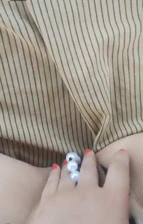漂亮气质美女主播约粉丝到景区凉亭直播野战 [1V]-福利好好看
