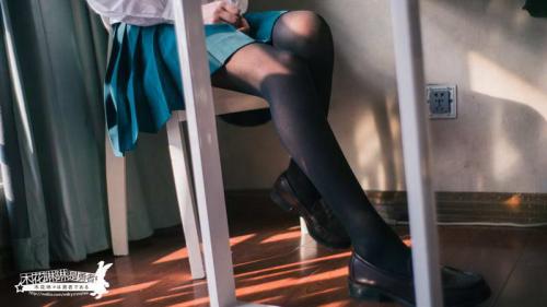 [木花琳琳是勇者] 成田国际中间服 [23P2V]-福利好好看