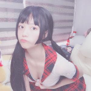 小奈奈 116P 蝴蝶结白丝 色气制服少女-福利好好看