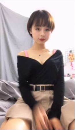 长相甜美短发新人美女主播大秀 [1V]-福利好好看