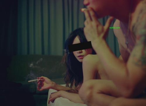 网曝门事件-最新6女7男群交趴“公厕团”疯传 6大一女生背着各自男友约战7男群P …-福利好好看