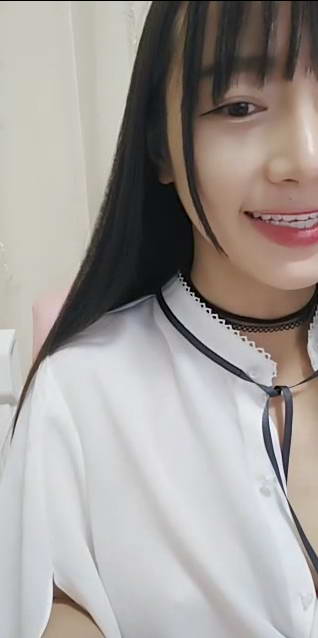 漂亮嫩妹美少女少女心一多大秀 [1V]-福利好好看
