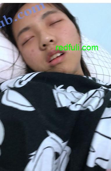 青春痘还未退去的小学妹-福利好好看