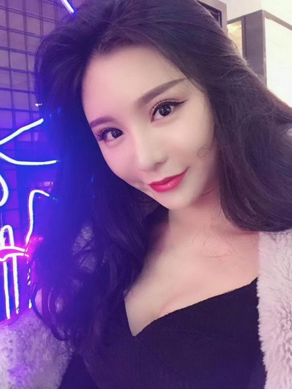 抖音高颜长腿美女小白白视频福利大秀[7V]-福利好好看