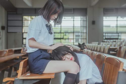 桜桃喵-JK百合[43P]-福利好好看