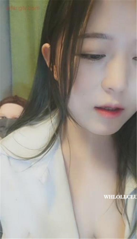 护士依依 4部全程露脸道具 洗澡 大战一扎就飞的男孩[3V/1GB]-福利好好看