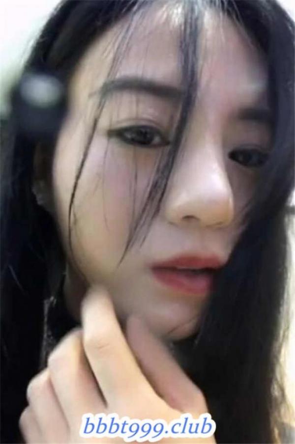 新人主播丝丝入抠 190328舔饮自己的黄金液 2-福利好好看