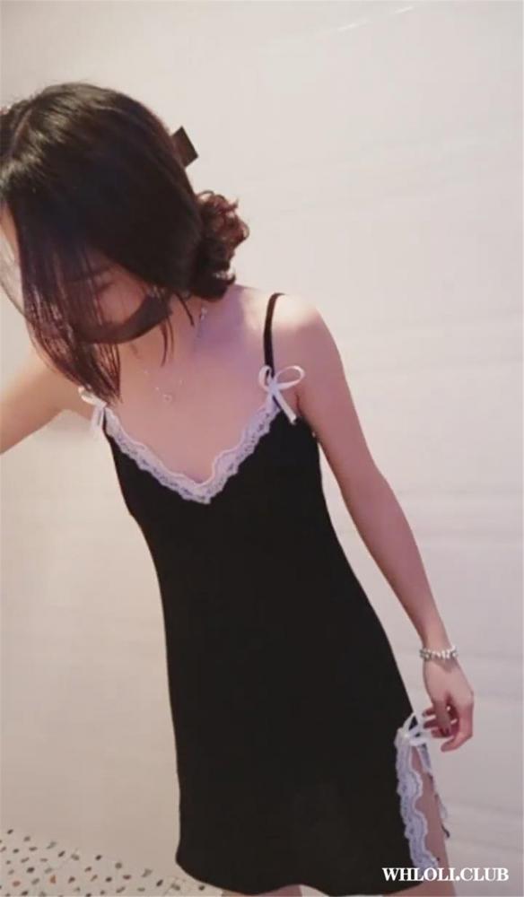 很漂亮有气质的美女洗澡直播 肤白貌美 洗完澡坐下来聊聊天-福利好好看
