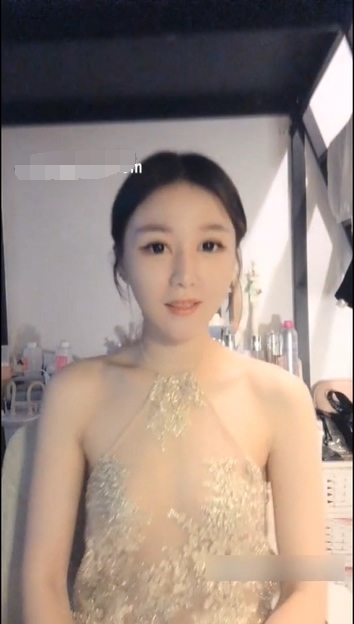 超粉嫩温柔台湾女神级[倩宝宝]小屄超粉淫水多自慰喷水[572M]-福利好好看