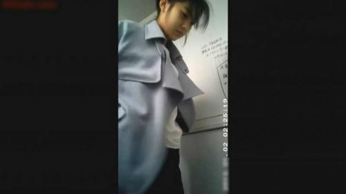 外站流出牛人潜入高校女厕近距离TP几个漂亮妹子[1V]-福利好好看