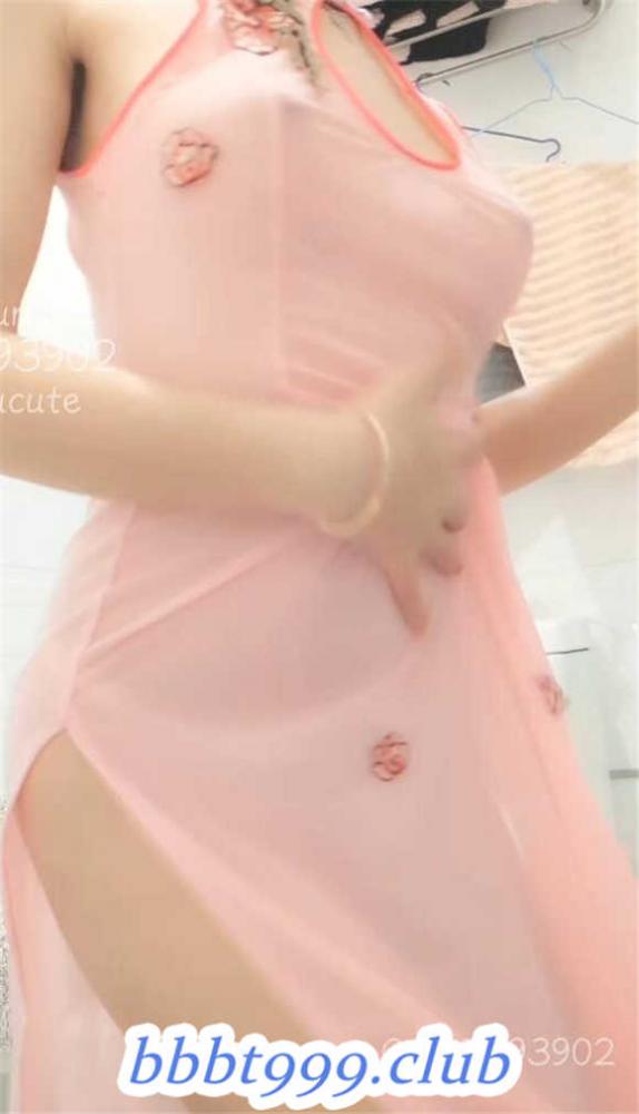 完具少女 – 水晶棒后入的喷潮-福利好好看