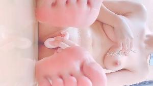 香草少女M（九尾狐狸M、咬一口小奈樱）尤物少女全裸 浴室洗澡 下篇 1V视频-福利好好看