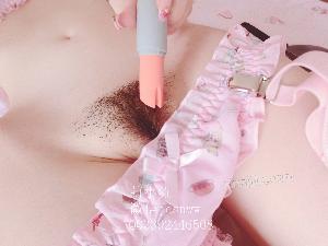 萌兰酱（萌小兔）粉色比基尼 口红跳蛋自慰 71P图片1V视频-福利好好看