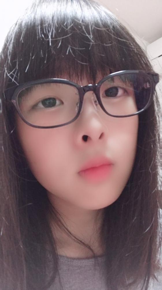皮肤白嫩的眼镜学生妹子自拍流出[82P+4V]-福利好好看