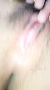 草莓味的软糖呀 圣诞节在酒店趴在情趣球上等爸爸来 坐脸角度自慰有圣水 2V视频-福利好好看