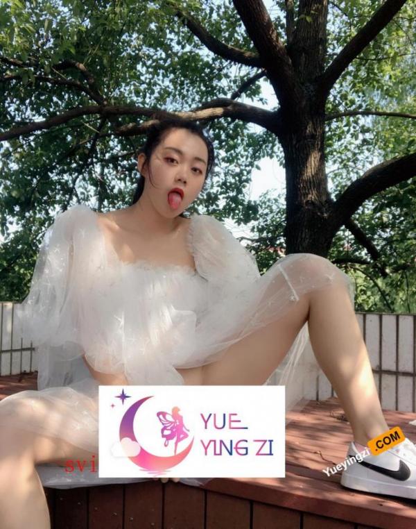 私人圈内大二骚妹子教学楼露出+户外凉亭露出 2部分1V+46p-福利好好看