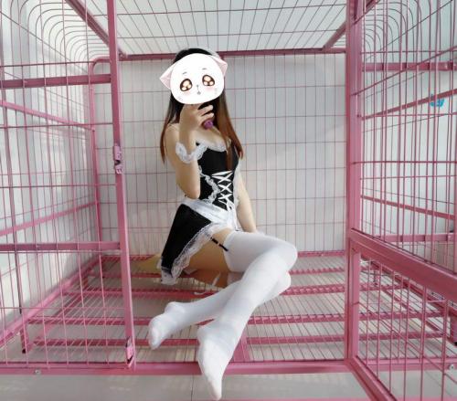 洛美–牢笼中的白丝女仆[30P1V]-福利好好看